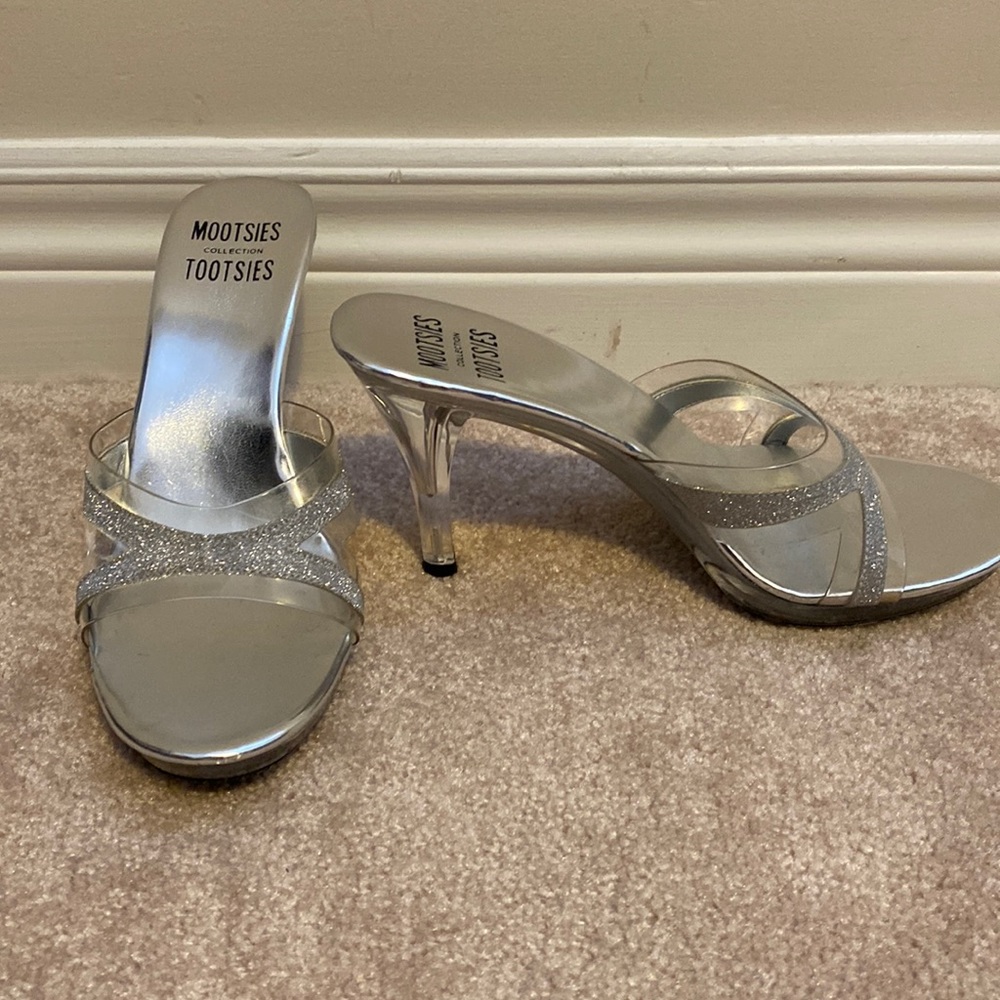 Mootsies Tootsies silver sparkle slip on heels.